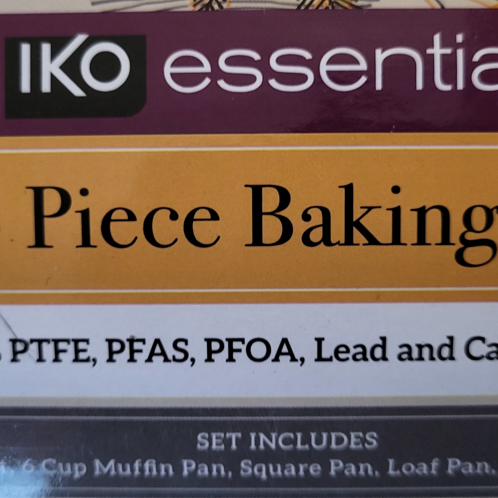 Essentials Black Bakeware Set for Kitchen - Picture 4 of 8